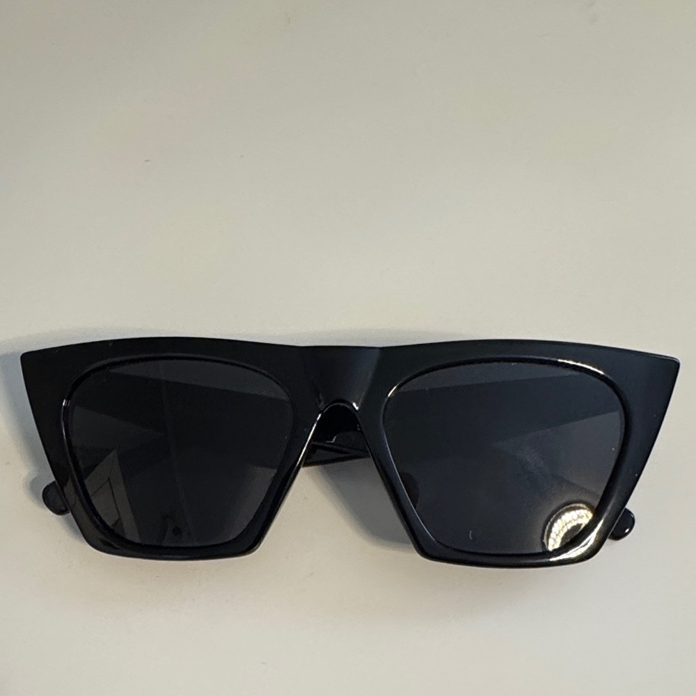 Black Cat-Eye Sunglasses